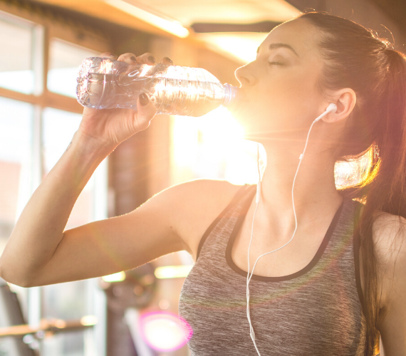 5 easy ways to start drinking more water